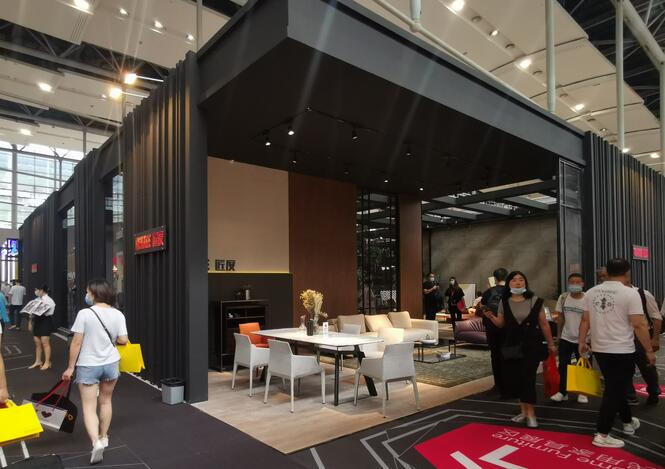 該如何設計搭建大型展臺？
